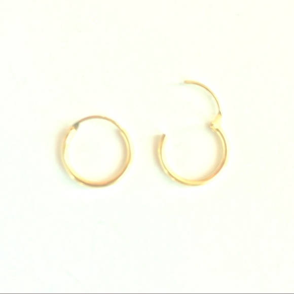 🆕18k gold plated hoop earrings - Picture 2 of 3